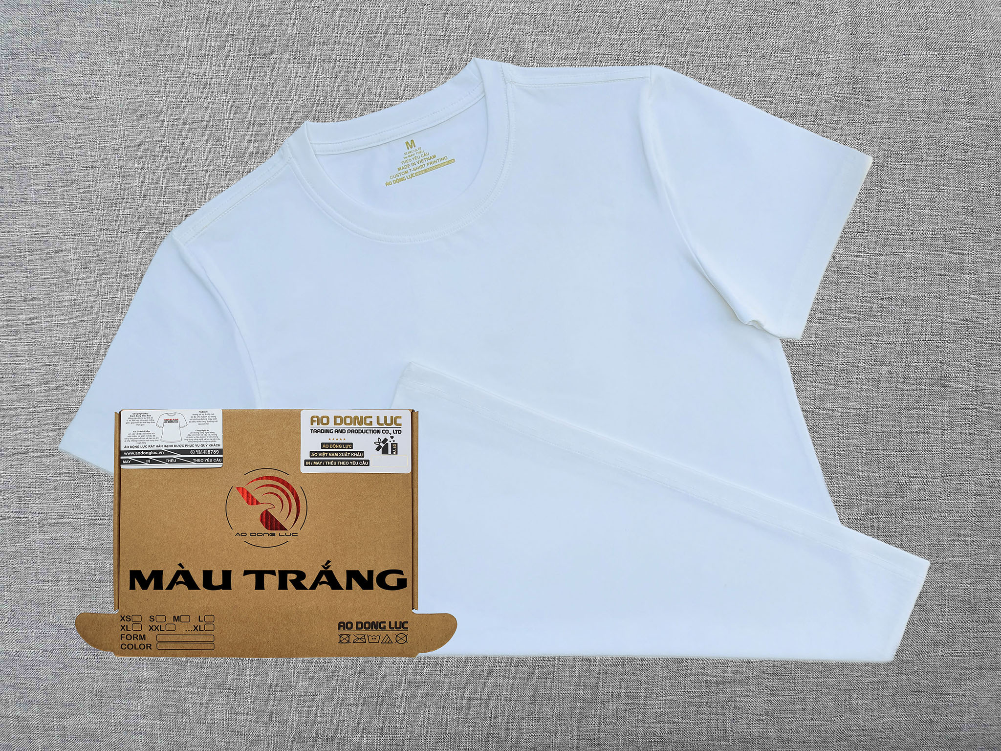 Áo thun cổ tròn trắng - ao dong luc Áo thun cổ tròn ngắn tay cotton cao cấp màu trắng