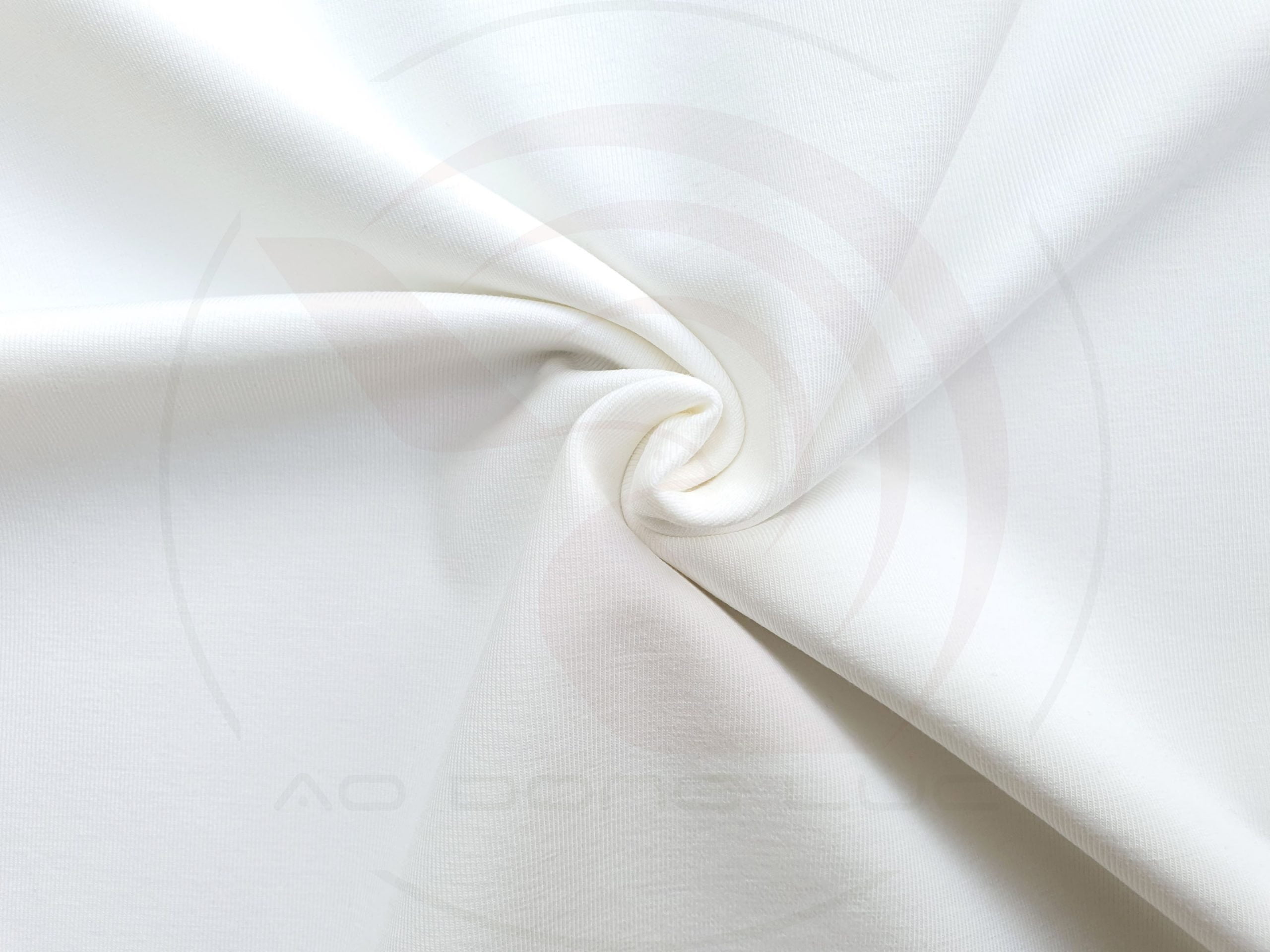 ao-thun-cotton-co-tron-ngan-tay-form-nam-nu-220gsm-mau-trang-vai Chất vải áo thun cổ tròn tay lỡ oversize màu trắng