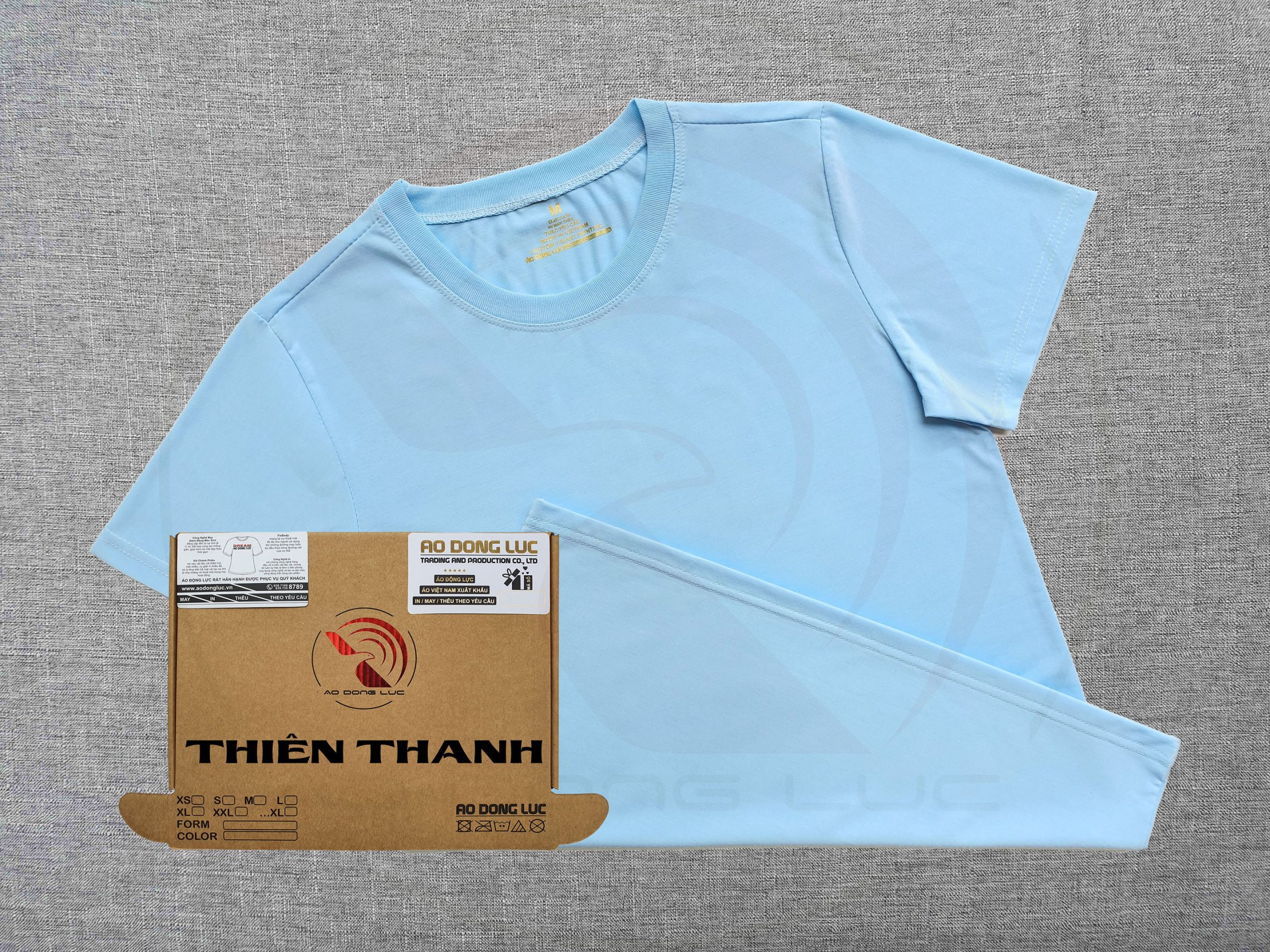 Áo thun cổ tròn ngắn tay supe unisex màu thiên thanh