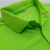Chi tiết bo cổ, trụ cổ và đường may áo cổ trụ polo bo trơn unisex cá sấu mè xanh lá