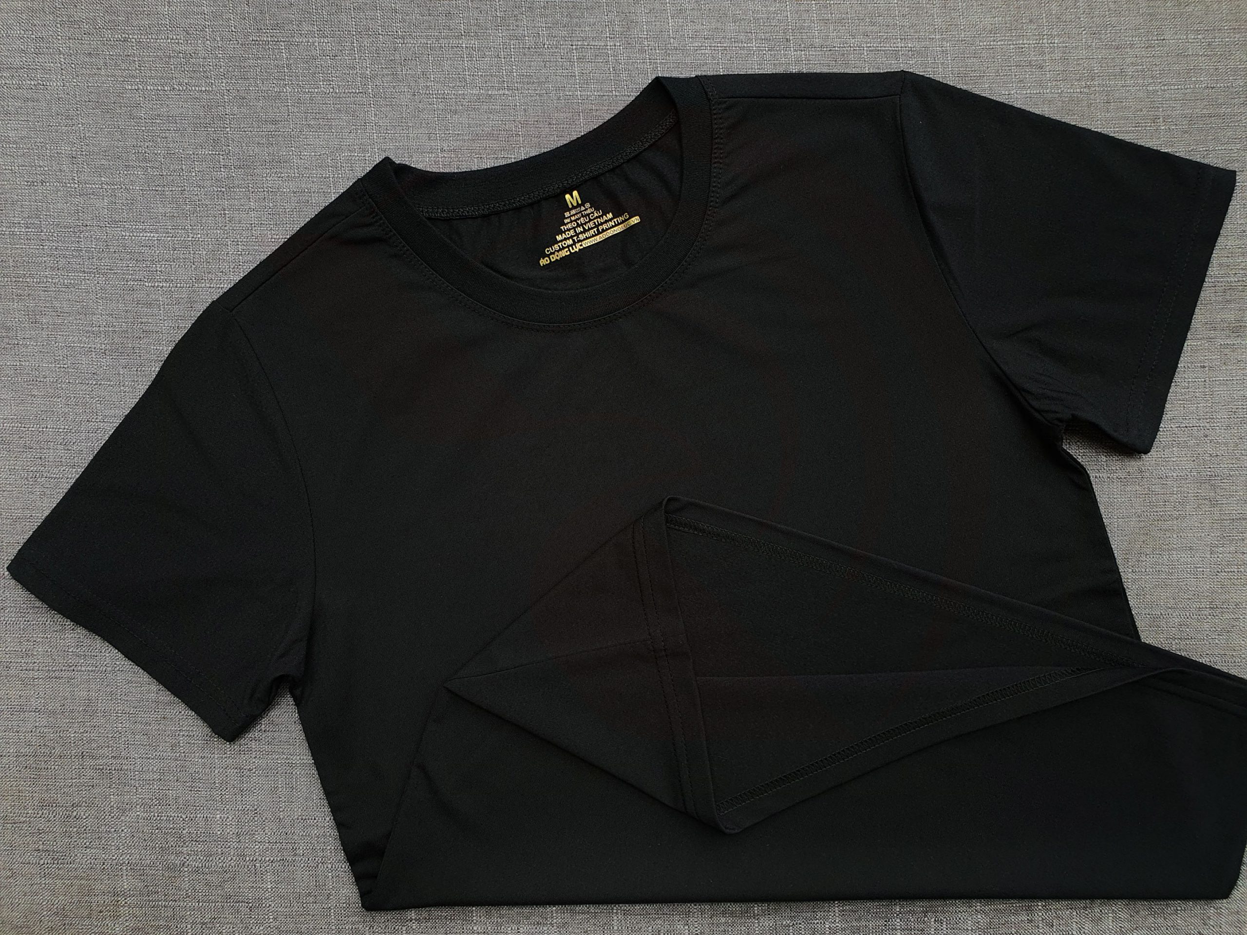 Áo thun cổ tròn ngắn tay supe unisex màu đen
