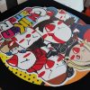 Hình in decal theo yêu cầu lên nền áo đen