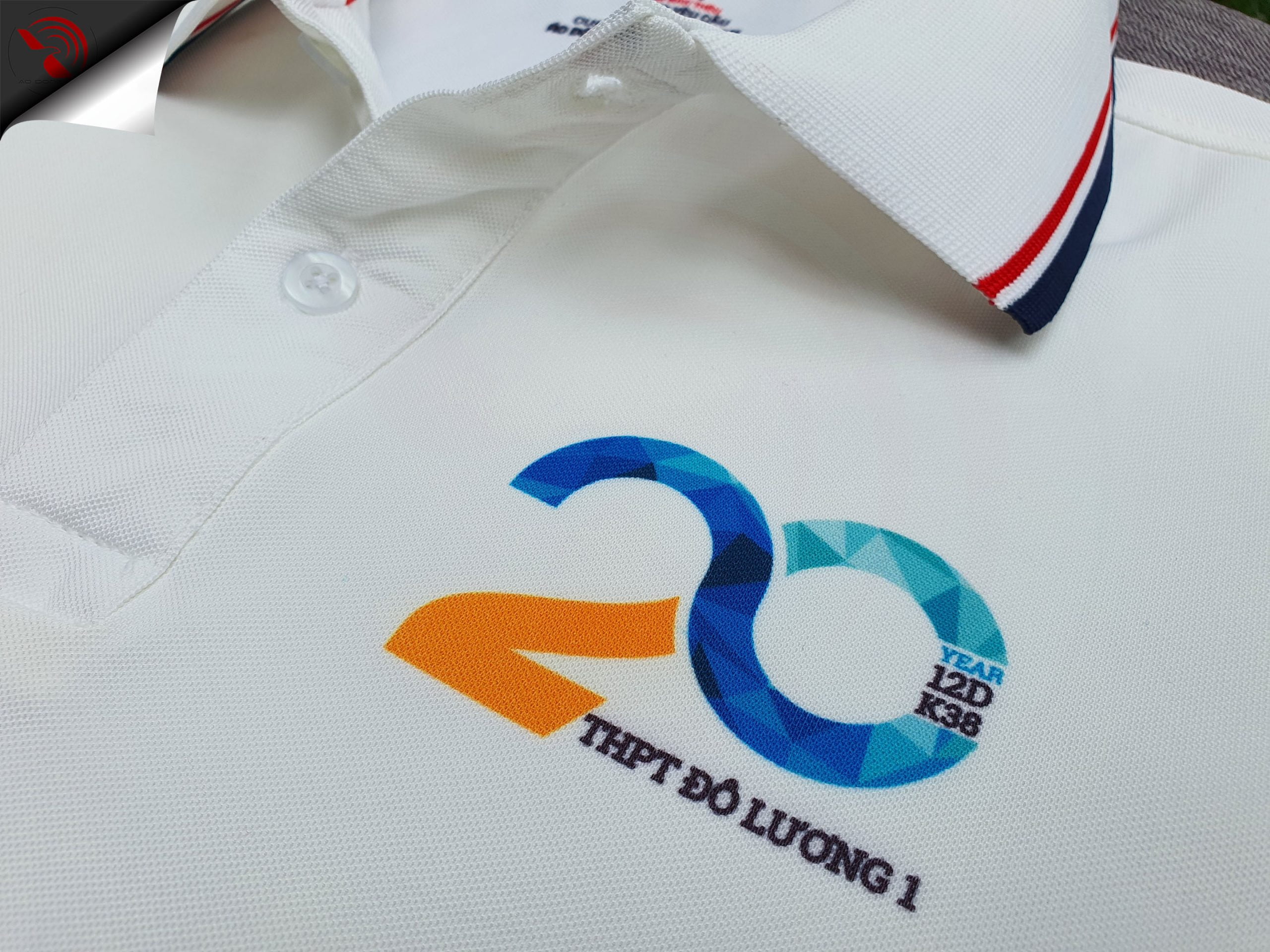Hình in chuyển nhiệt logo áo thun đồng phục lớp theo yêu cầu