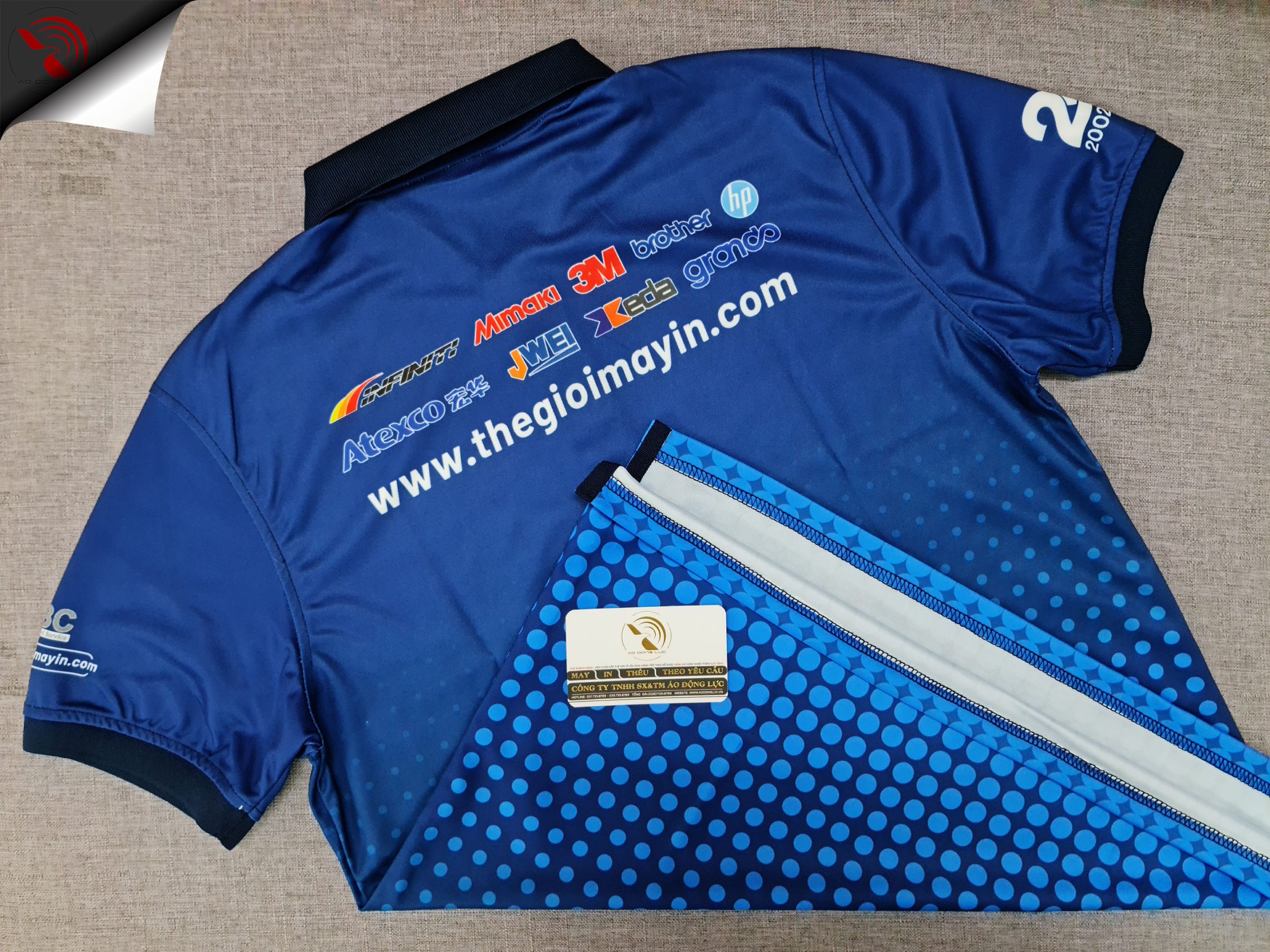 Đồng phục áo thun polo in chuyển nhiệt full galaxy