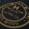 Hình in decal vàng đồng áo thun đồng phục theo yêu cầu