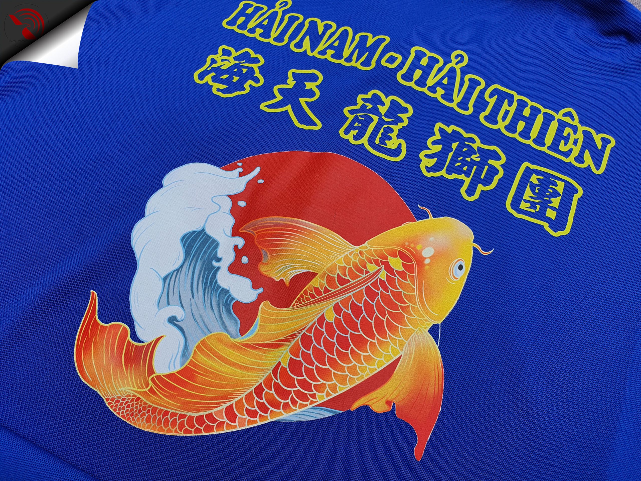 Hình in kỹ thuật số lên áo thun đồng phục polo xanh bích