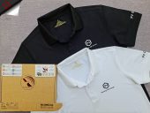 Đồng phục áo thun polo bo trơn màu trắng và đen in kỹ thuật số